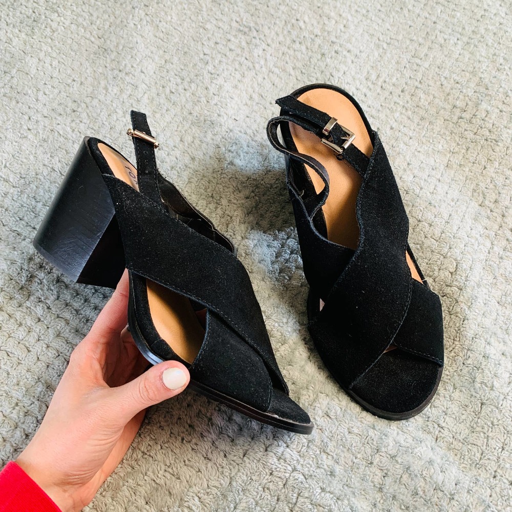 TORRID Chunky Black Velour Strappy Block Heeled Open Toe Wide Sandals 10